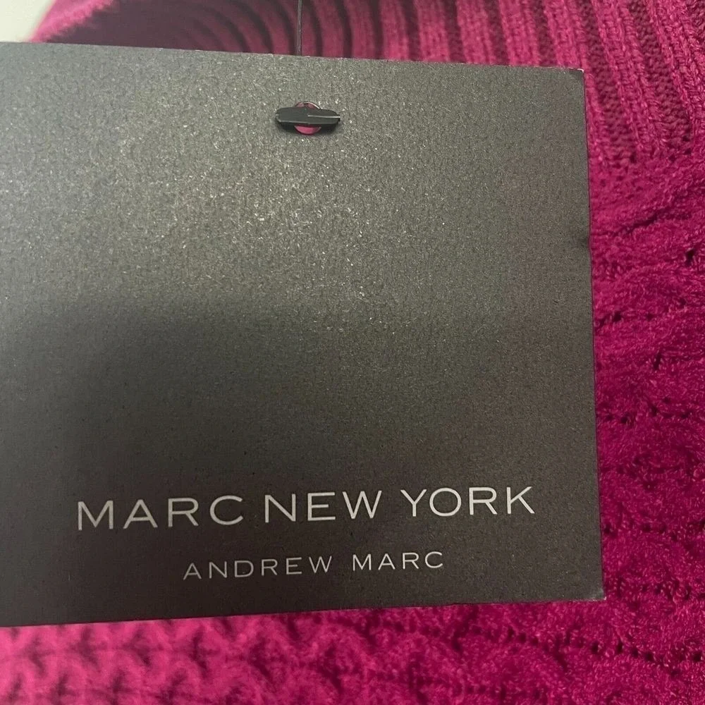 Marc New York Andrew Marc Women's Red Plum Turtleneck Cable Knit Sweater Size L‎